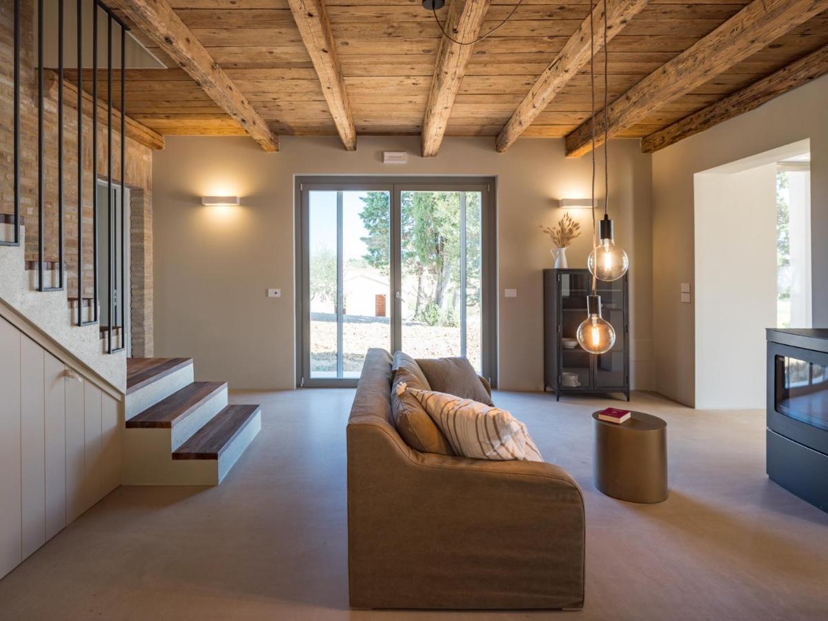 Casale Tre Gelsi Bed & Breakfast ชินโกลิ ภายนอก รูปภาพ